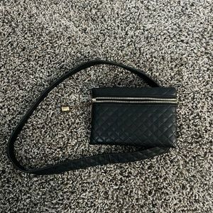 Black Fanny pack